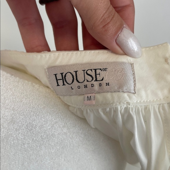 NWOT House of CB Cream Long Sleeve White Dress - Picture 4 of 8